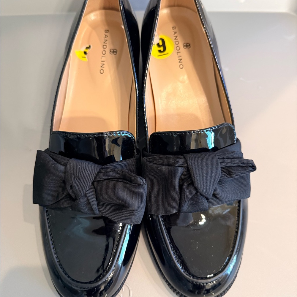 Bandolino Glossy Black Bow Loafers